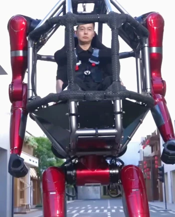 Votre mécha géant transformable pour&nbsp;650&nbsp;000&nbsp;$