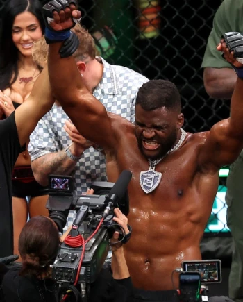 MMA sur Netflix, victoire par&nbsp;décision