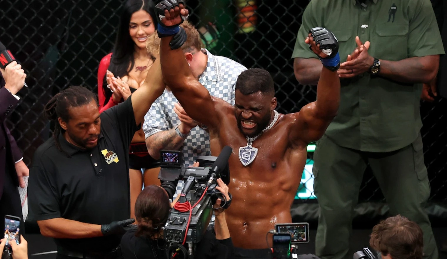 mma-sur-netflix-victoire-par-decision