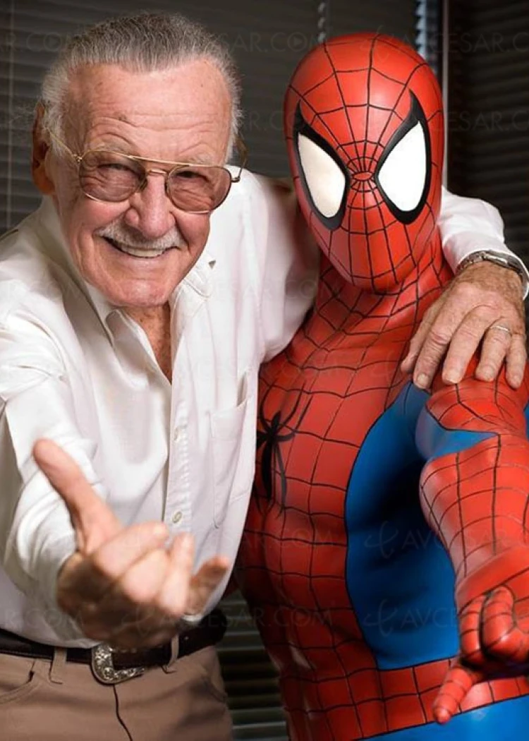 Stan Lee ressuscité. Merci&nbsp;l’IA&nbsp;?
