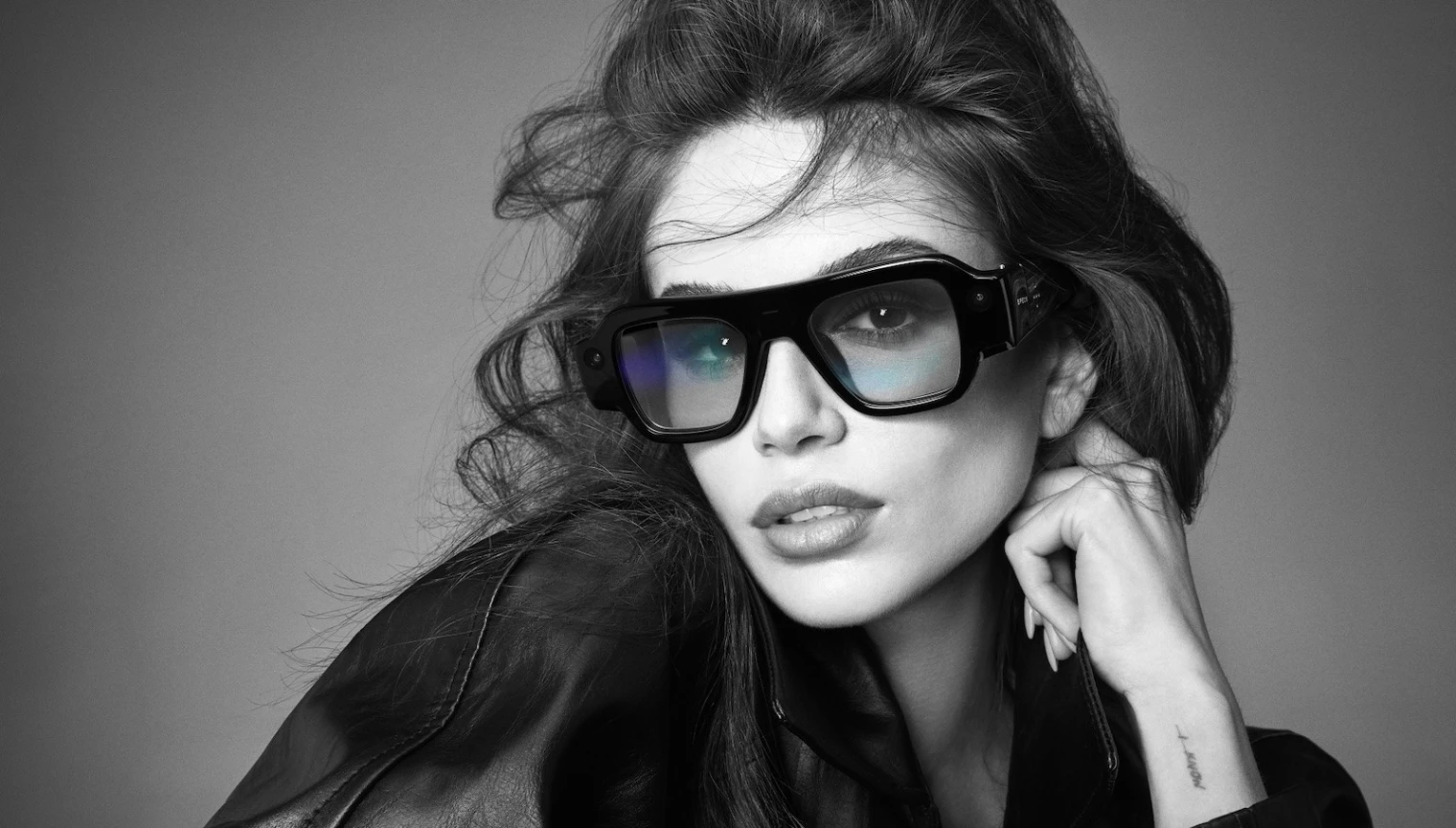 Snap Specs : lunettes de réalité augmentée autonomes à 2 295 €
