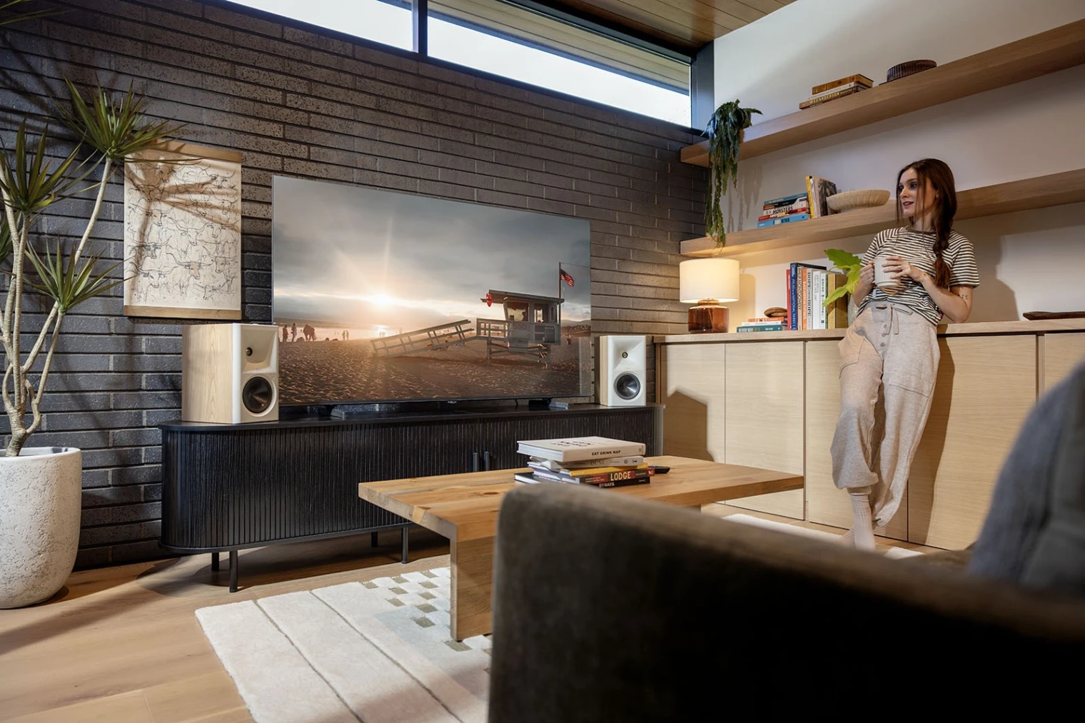 Klipsch the Fives II : disponibilité et caractéristiques des enceintes actives Dolby Atmos