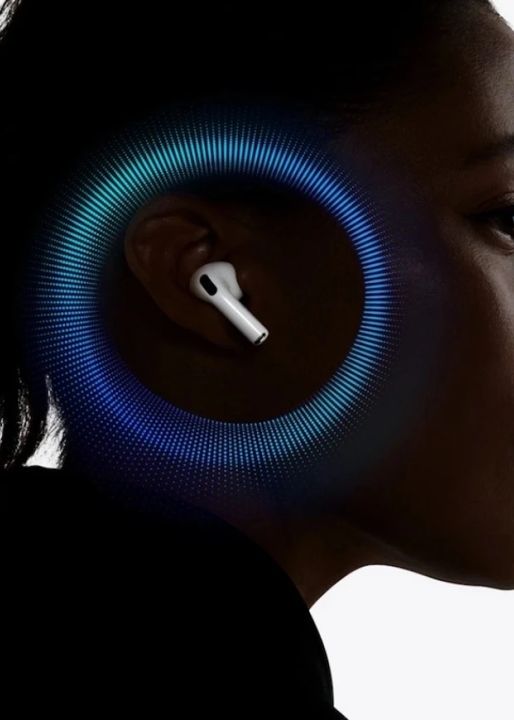Apple, les AirPods Ultra avec caméras infrarouges finalement suspendus&nbsp;?