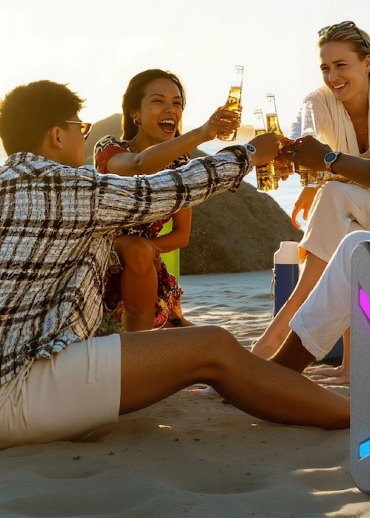 Enceinte festive Ultimea Go Jerry Can 360°&nbsp;: le plein de décibels avec 300&nbsp;W de&nbsp;puissance