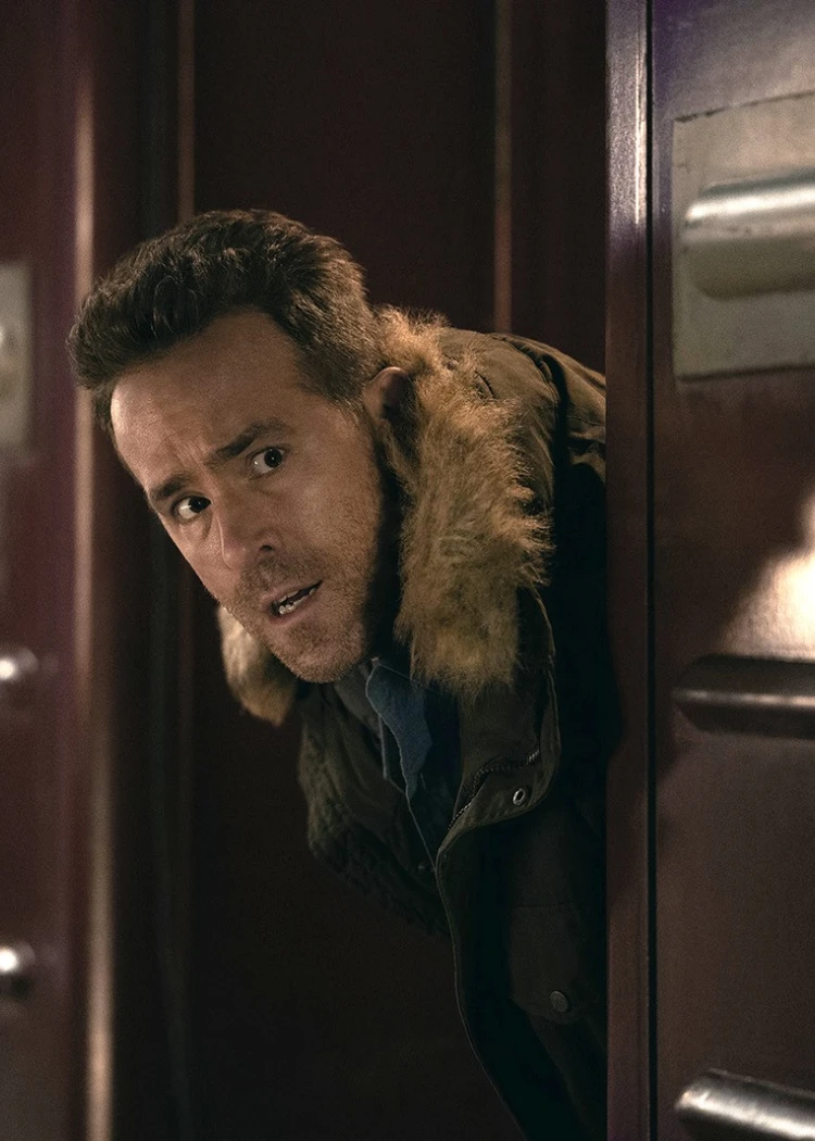 Mayday, Ryan Reynolds se crashe en territoire soviétique