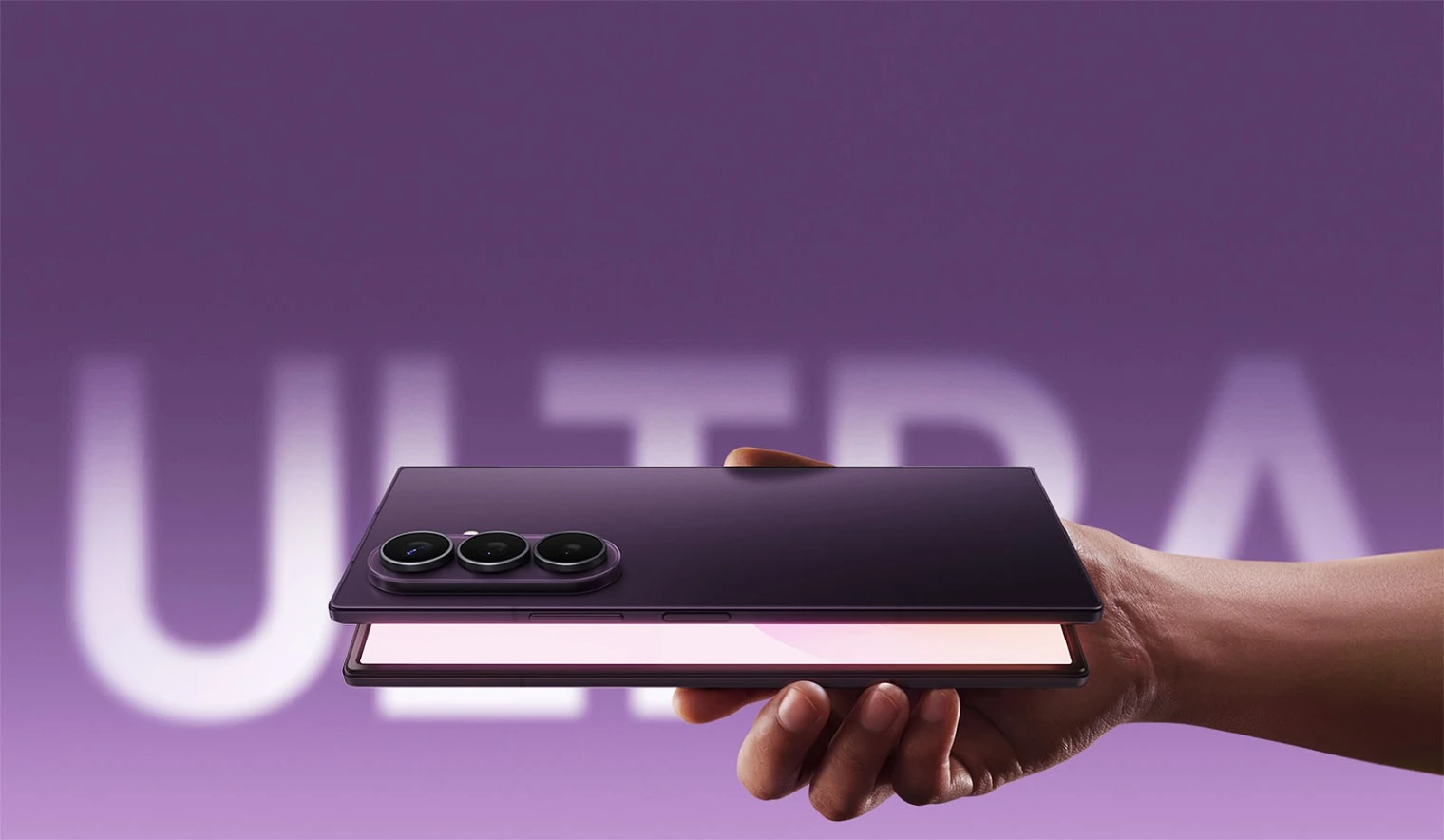 Samsung Galaxy Z Fold 8 Ultra : écran 8'', processeur 3 nm et capteur photo 200 Mpxls
