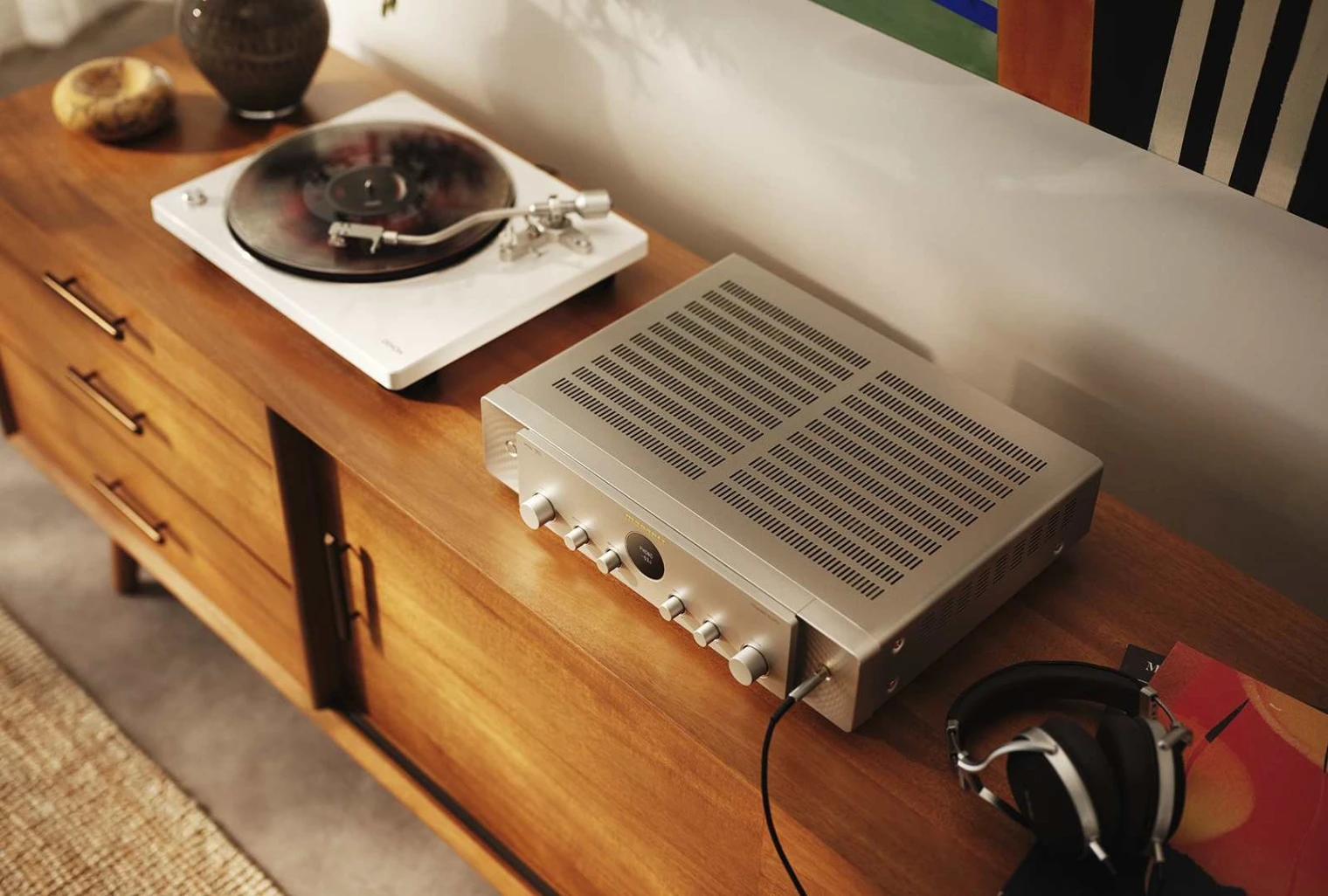 Marantz Model 70, le nouvel amplificateur stéréo qui associe design vintage et HDMI ARC