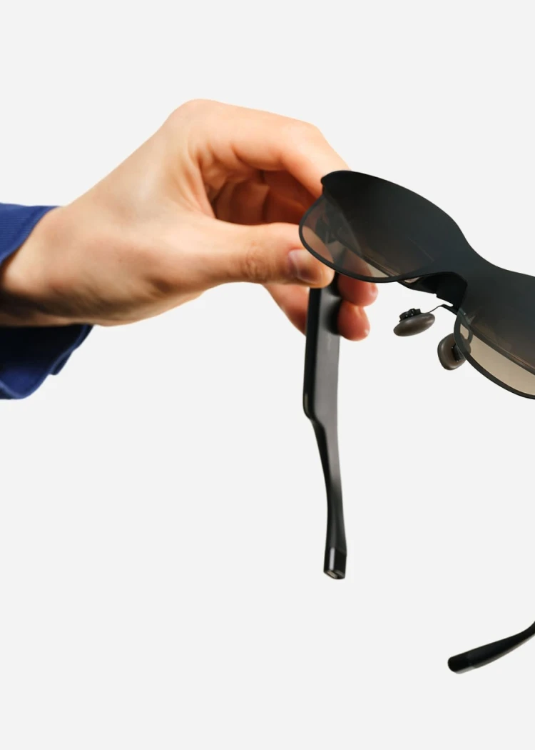 Lunettes RayNeo GT et GT&nbsp;Max&nbsp;: comment transporter un écran géant 300" sur le bout de&nbsp;son&nbsp;nez&nbsp;?
