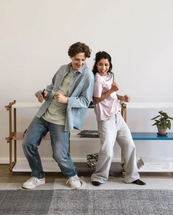 Teufel Ultima 25 Active&nbsp;2&nbsp;: enceintes bibliothèque connectées avec Bluetooth APT‑FX/AAC et&nbsp;DAB+