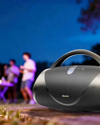 IFA 26 > Enceinte Bluetooth Hisense Voyage Boom, 360&nbsp;W, IP67, Auracast et 24&nbsp;h&nbsp;d'autonomie