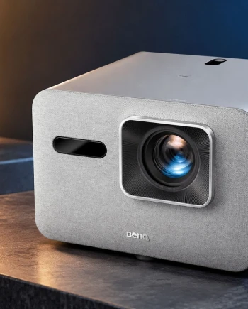 IFA 26 > Vidéoprojecteur BenQ TK715i&nbsp;: triple laser RVB, Google&nbsp;TV et&nbsp;5&nbsp;ms d'Input&nbsp;Lag