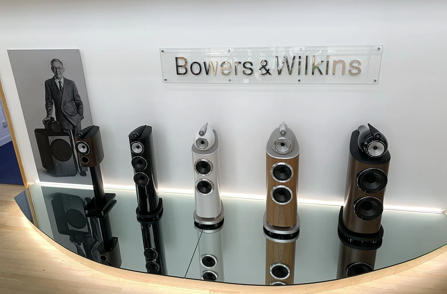 Bowers & Wilkins 800 Series Diamond D5 : reportage au cœur de l'usine anglaise et secrets de fabrication