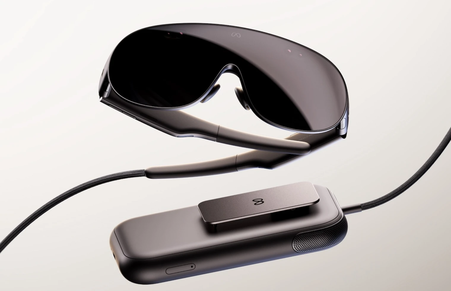 Lunettes connectées Insta360 : une approche unique avec batterie externe ?