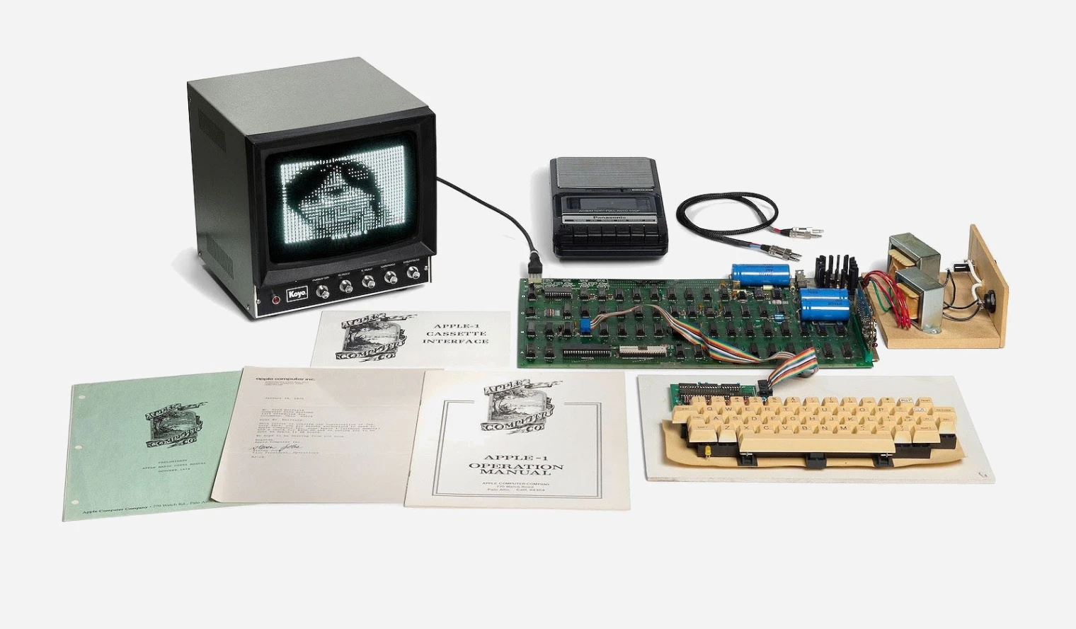 Vente aux enchères Apple 1 : un exemplaire rarissime de 1976 s'envole à plus de 1,1 million de dollars