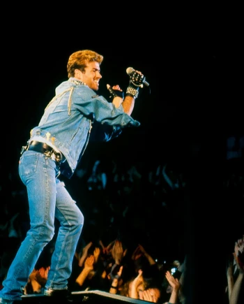 Un live inédit de George Michael au cinéma, notre&nbsp;critique