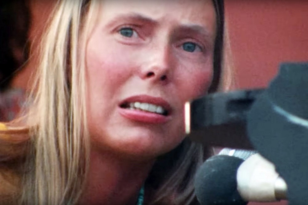 Joni Mitchell : Both Sides Now