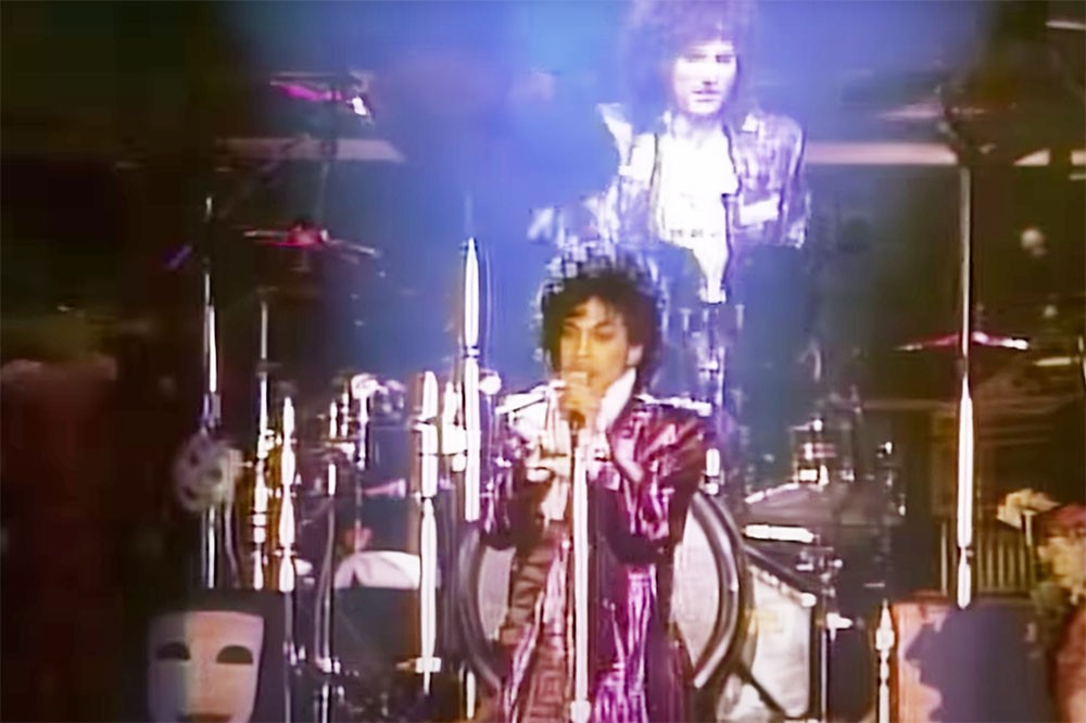 Prince and The Revolution Live (1985) 