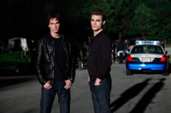 Vampire Diaries saison 1 (2009)