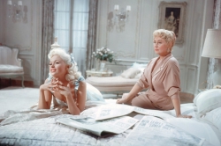 La blonde explosive (1957)
