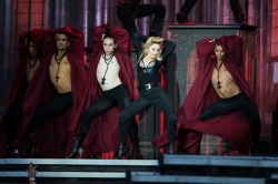Madonna - MDNA World Tour (2012)
